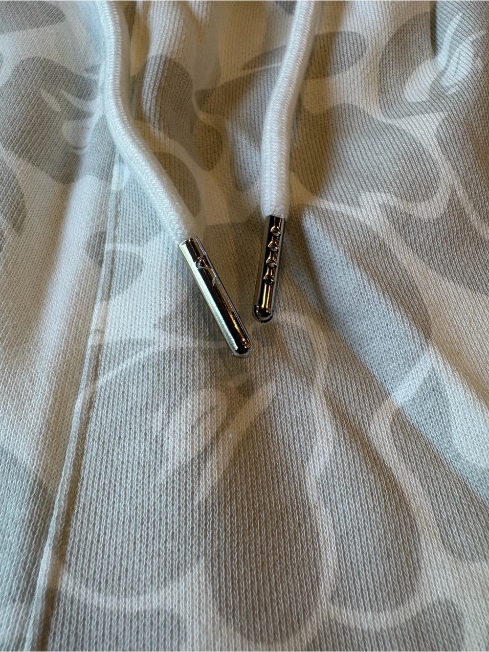 Bape Miami Camo Knit Shorts - Beige & Pink Logo - Picture 4 of 9